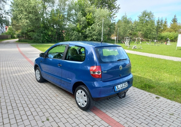 Volkswagen Fox cena 8900 przebieg: 189000, rok produkcji 2009 z Słomniki małe 154
